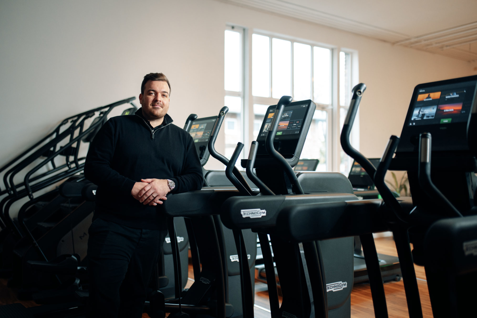 Daniel Erpenbach - Gründer und Inhaber der SPORTS AND MOTION Fitnessclubs in einem Standort in Erftstadt.