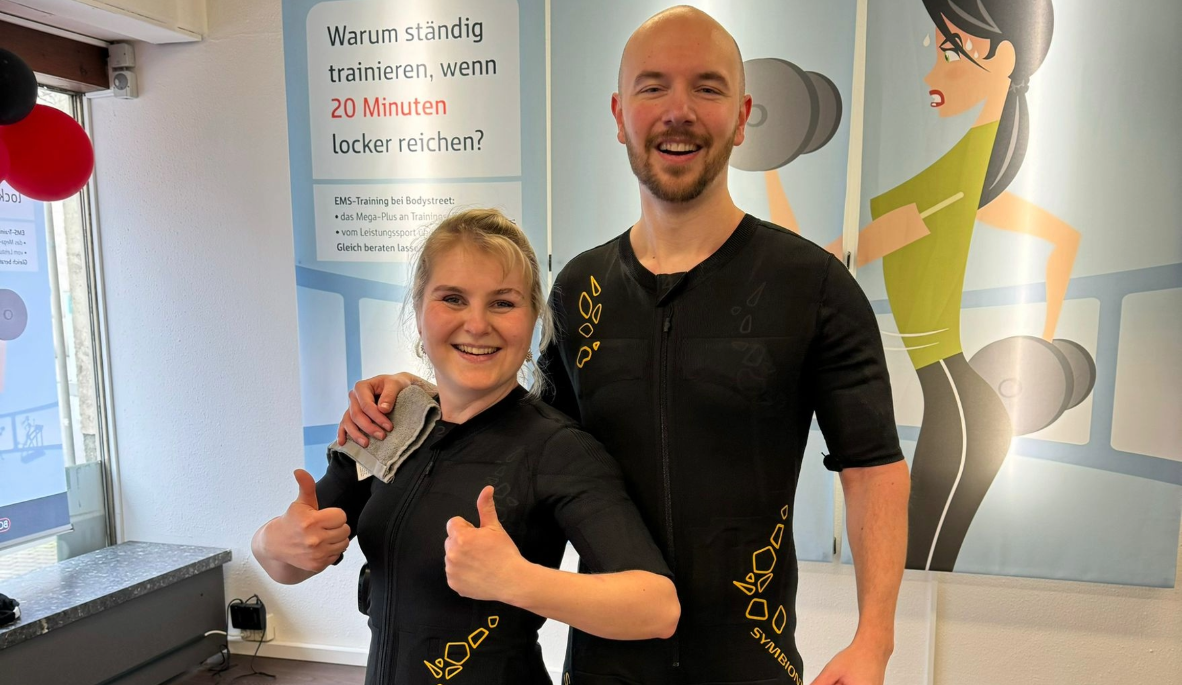 Zufriedene Kunden bei BODYSTREET Mühlacker: EMS-Technologie für ein effektives und zeitsparendes Training im Einsatz. ©BODYSTREET Mühlacker