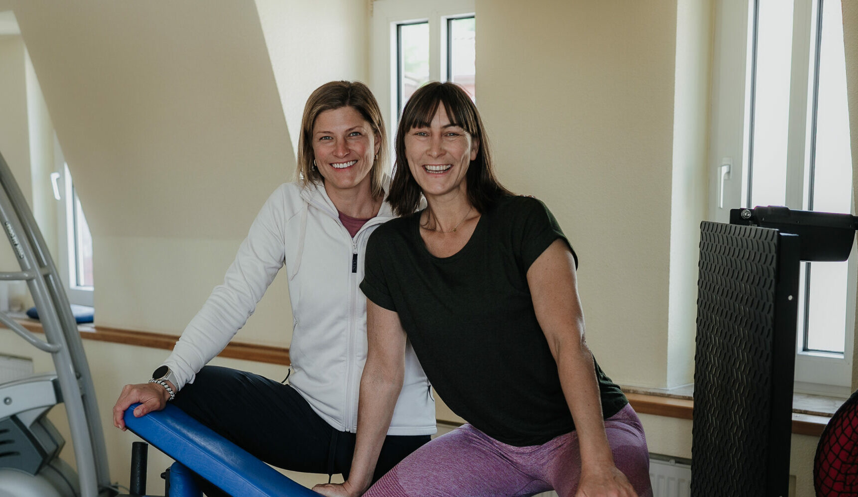 Kompetenz im Doppelpack: Kirsten Scholz und Annika Paysen stehen im TTZ Flensburg für individuelle Begleitung, moderne Trainingsmethoden und ganzheitliche Gesundheitsförderung.