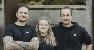 „20 Minuten für ein neues Körpergefühl“ – Wie EMS-Experte Chris Wieczarek in der Bodylounge Northeim & Einbeck mit hocheffizientem Training Körper und Leben verändert